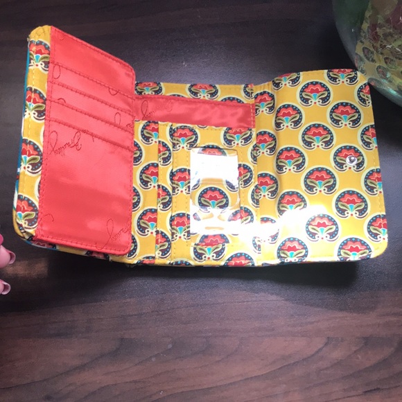 Vera Bradley wallet - Picture 7 of 7